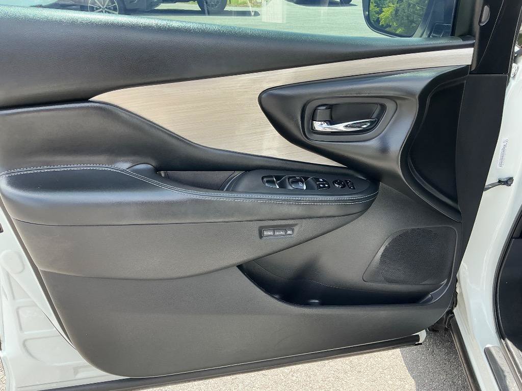 Used 2017 Nissan Murano SL FWD image 14