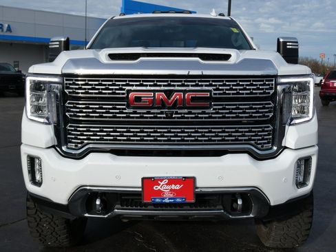 Used 2023 GMC Sierra 3500 Denali w/ Denali Ultimate Package image 9