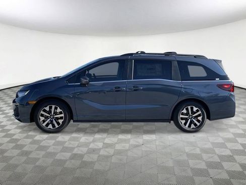 New 2026 Honda Odyssey EX-L image 3
