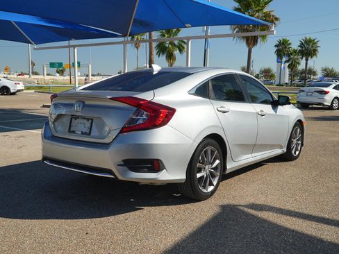 Used 2021 Honda Civic EX image 5