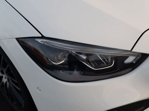 Used 2023 Mercedes-Benz C 300 4MATIC Sedan image 9