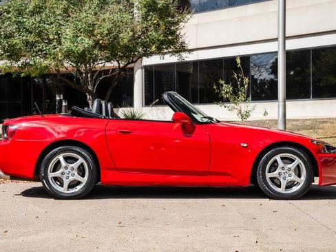 Used 2003 Honda S2000 image 32