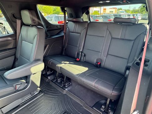 Used 2022 Chevrolet Tahoe RST w/ Luxury Package image 23