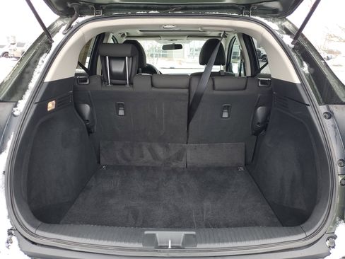 Used 2018 Honda HR-V EX image 8
