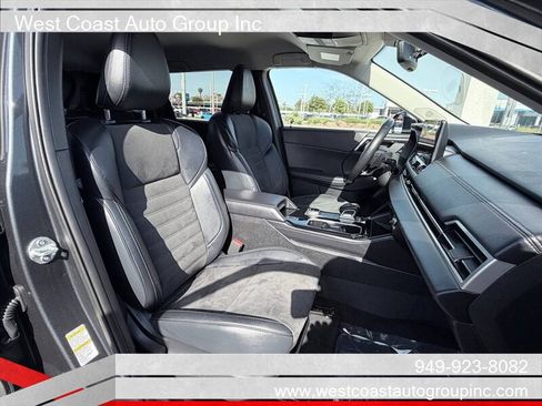 Used 2025 Mitsubishi Outlander SE AWD/4WD image 10