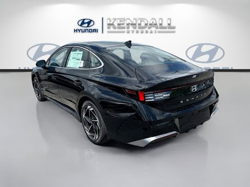 New 2026 Hyundai Sonata SEL FWD image 4
