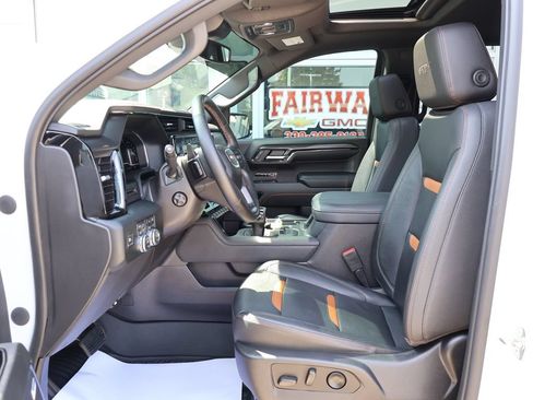 Used 2023 GMC Sierra 1500 AT4 w/ AT4 Preferred Package AWD/4WD image 15