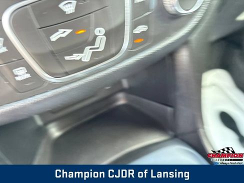 Used 2020 Chevrolet Equinox LT w/ LPO, Floor Liner Package FWD image 27