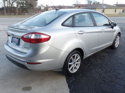 Used 2019 Ford Fiesta SE w/ Equipment Group 201A FWD image 8
