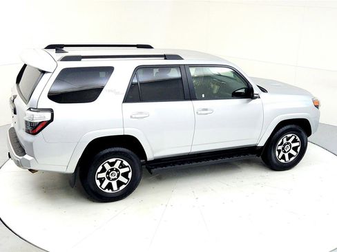 Certified 2024 Toyota 4Runner TRD Off-Road Premium image 18
