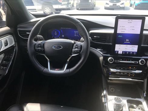 Used 2022 Ford Explorer ST w/ Equipment Group 401A image 5