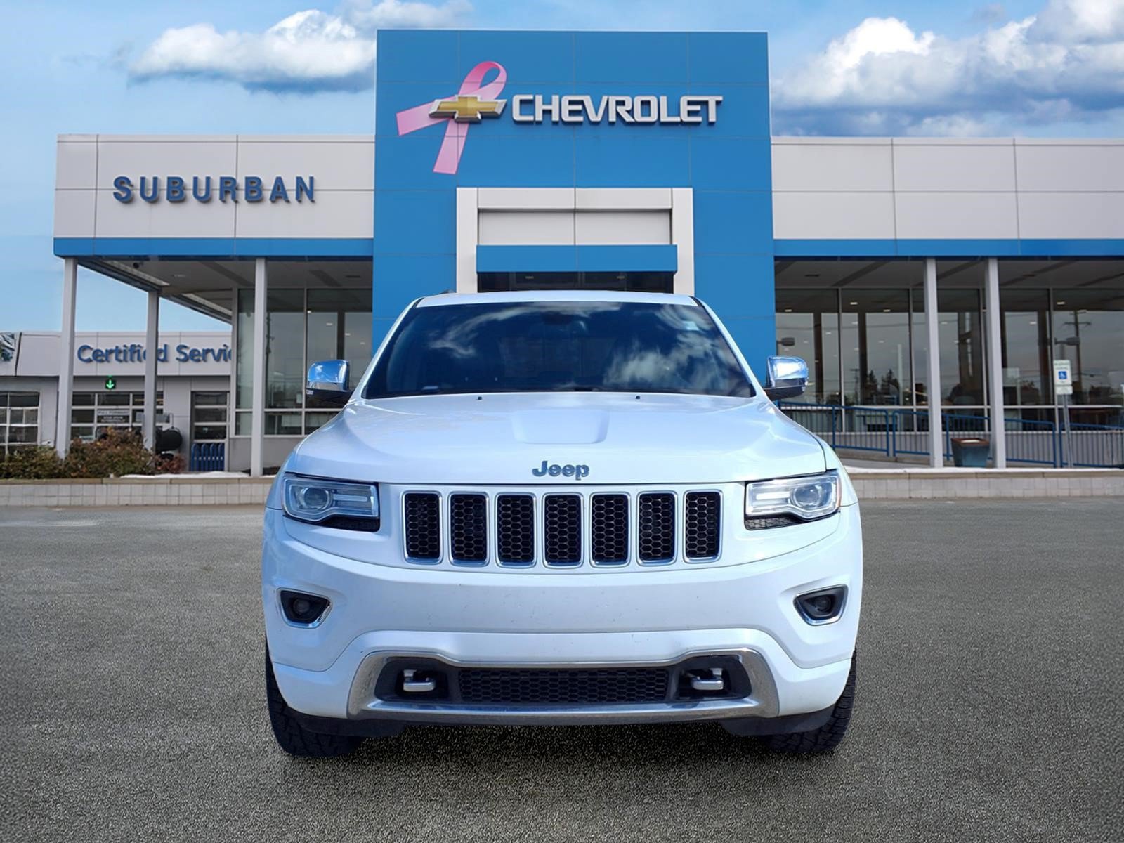 Used 2015 Jeep Grand Cherokee Overland RWD image 2