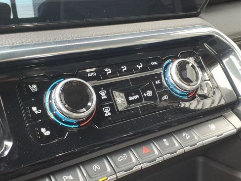 Used 2024 GMC Sierra 1500 Denali w/ Denali Reserve Package image 14