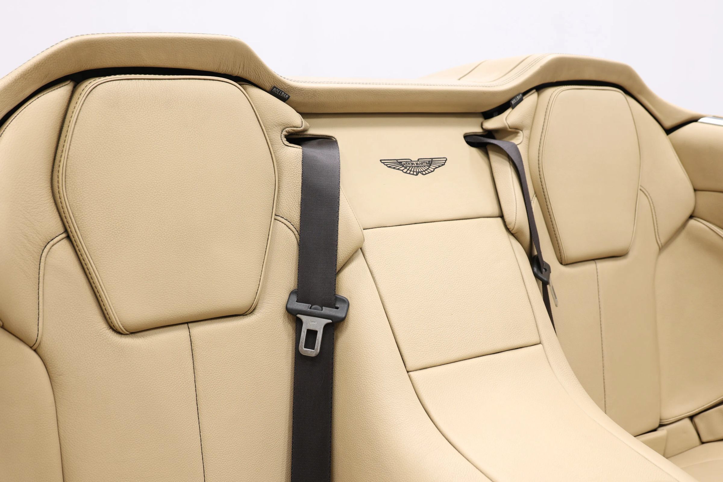 Used 2016 Aston Martin Vanquish Volante RWD image 61