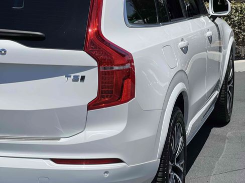 Used 2022 Volvo XC90 T5 Momentum AWD/4WD image 57