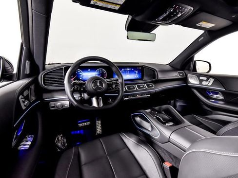Certified 2025 Mercedes-Benz GLS 580 4MATIC image 24