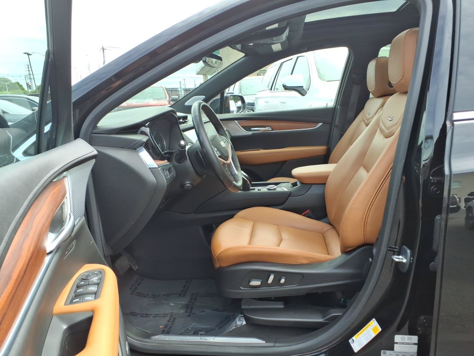 Certified 2024 Cadillac XT5 Premium Luxury AWD/4WD image 20