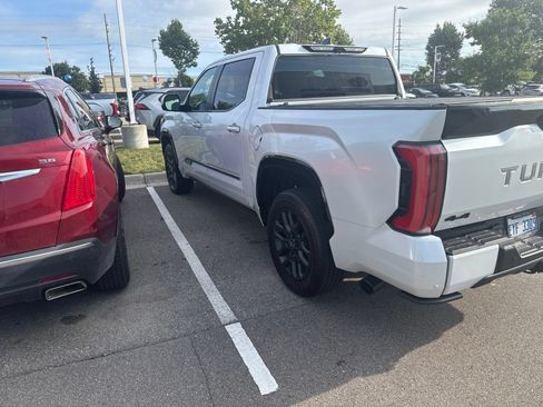 Used 2025 Toyota Tundra SR5 AWD/4WD image 6