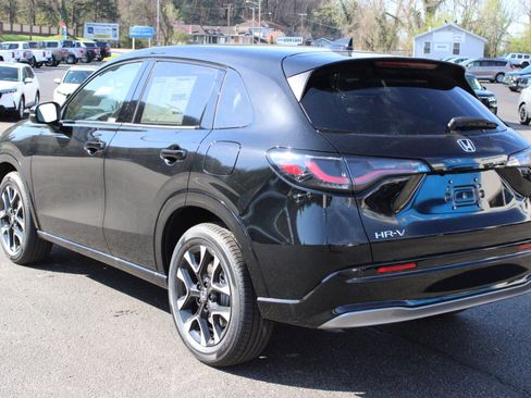 New 2026 Honda HR-V EX-L image 9