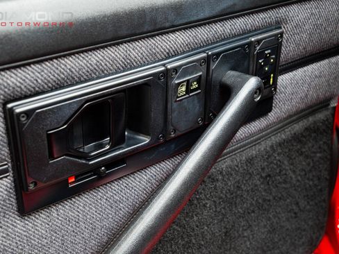 Used 1992 Chevrolet Camaro RS RWD image 98