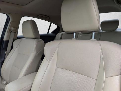 Used 2017 Acura ILX w/ Premium Package image 17