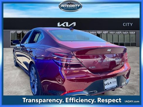 Used 2025 Genesis G70 2.5T w/ Sport Prestige Package image 5