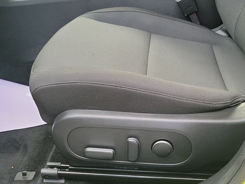 Certified 2025 Hyundai Kona SEL AWD/4WD image 21