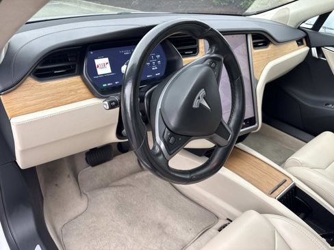 Used 2019 Tesla Model S 100D image 17