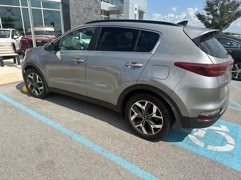 Used 2022 Kia Sportage EX FWD image 3