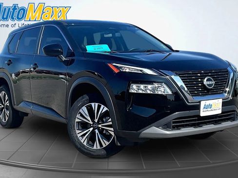 Used 2023 Nissan Rogue SV AWD/4WD image 3