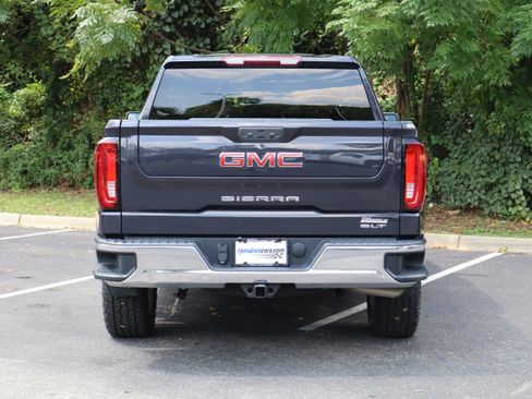 Used 2023 GMC Sierra 1500 SLT w/ SLT Premium Package AWD/4WD image 9