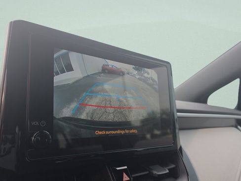 Used 2024 Toyota Corolla SE FWD image 17