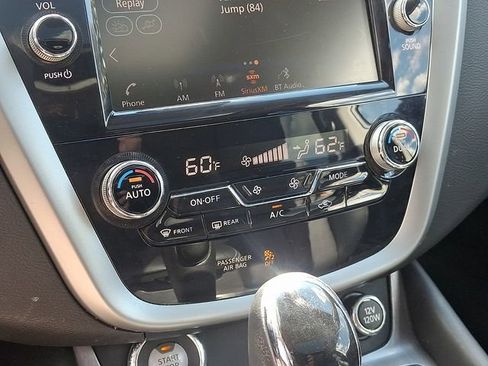 Used 2020 Nissan Murano SL w/ Moonroof Package AWD/4WD image 19