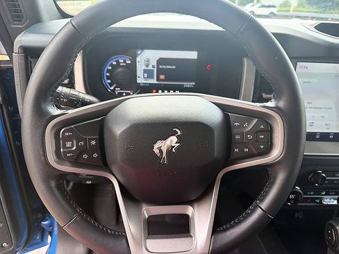Used 2024 Ford Bronco Outer Banks AWD/4WD image 14