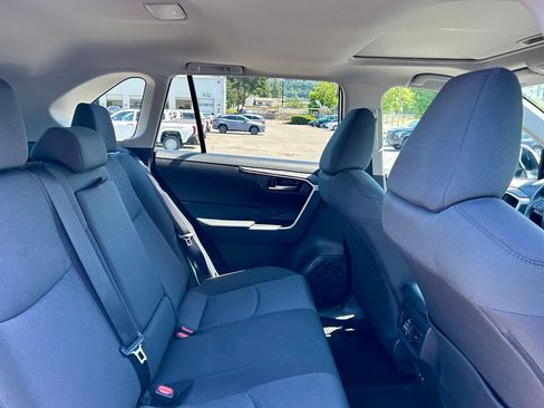 Used 2025 Toyota RAV4 XLE w/ Convenience Package AWD/4WD image 14