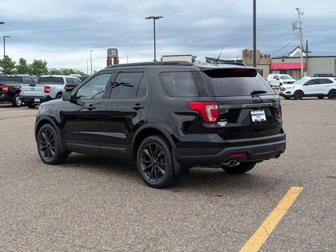 Certified 2018 Ford Explorer XLT w/ Equipment Group 202A AWD/4WD image 3