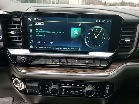 Used 2023 Chevrolet Silverado 1500 RST w/ RST All Star Premium Package image 32