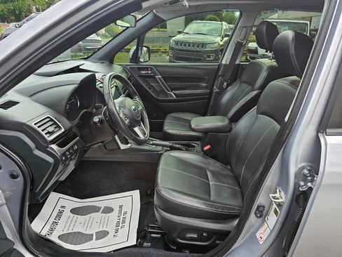 Used 2017 Subaru Forester 2.0XT Touring AWD/4WD image 7