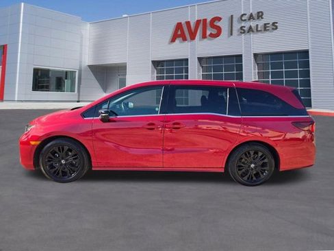 Used 2025 Honda Odyssey Sport-L image 11