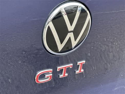 Used 2022 Volkswagen GTI Autobahn image 19