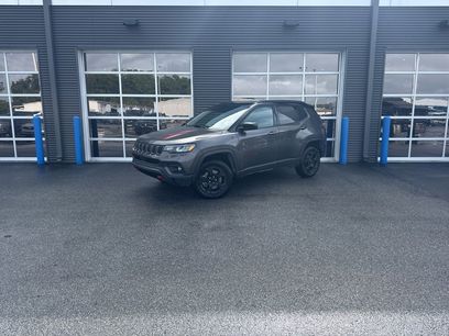 Used 2024 Jeep Compass Trailhawk