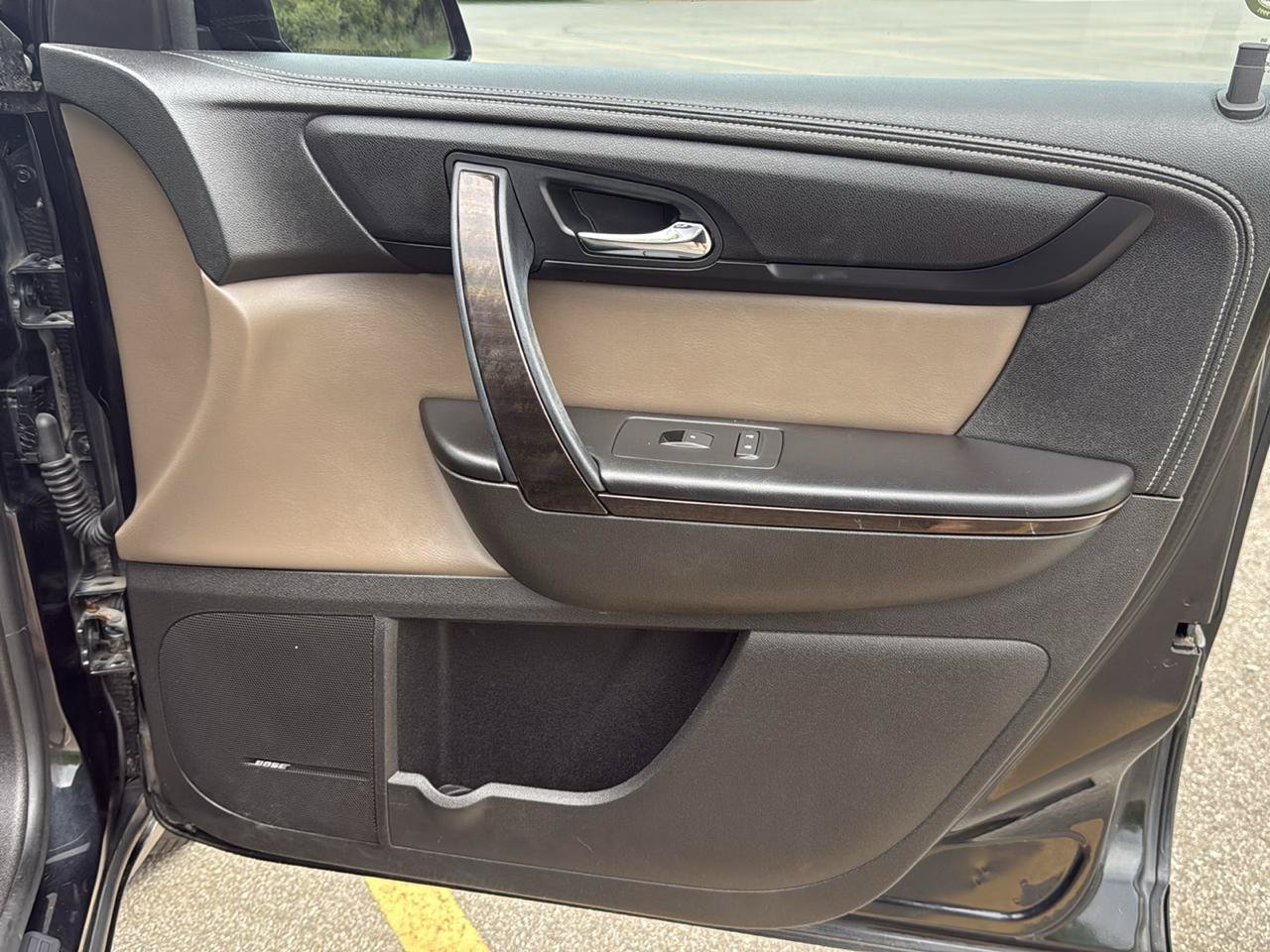 Used 2014 GMC Acadia SLT AWD/4WD image 31