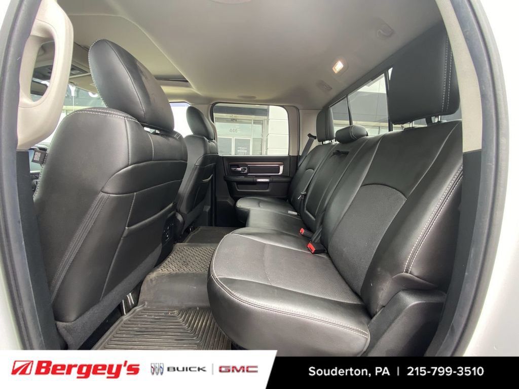 Used 2014 RAM 2500 Laramie w/ Convenience Group AWD/4WD image 9