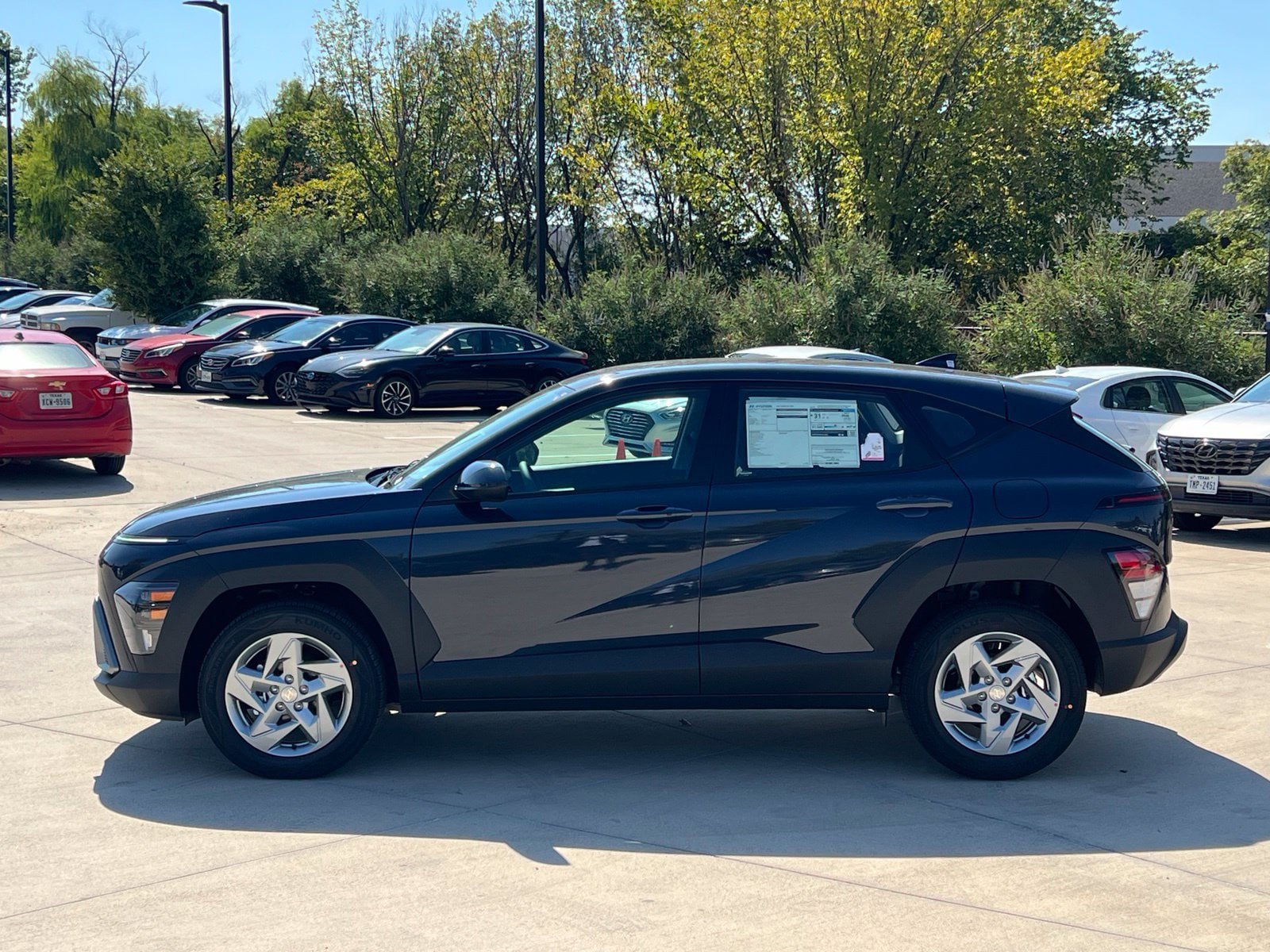 New 2027 Hyundai Kona SE FWD image 6