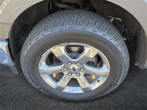 Certified 2022 Ford F150 Lariat image 6