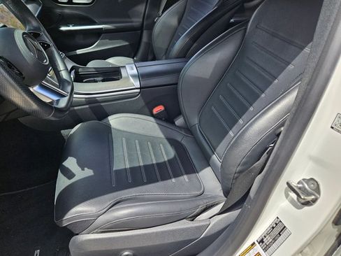 Used 2023 Mercedes-Benz C 300 Sedan image 14