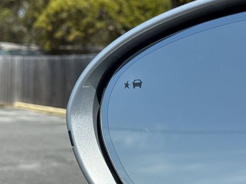 Used 2019 Buick Envision Essence image 15