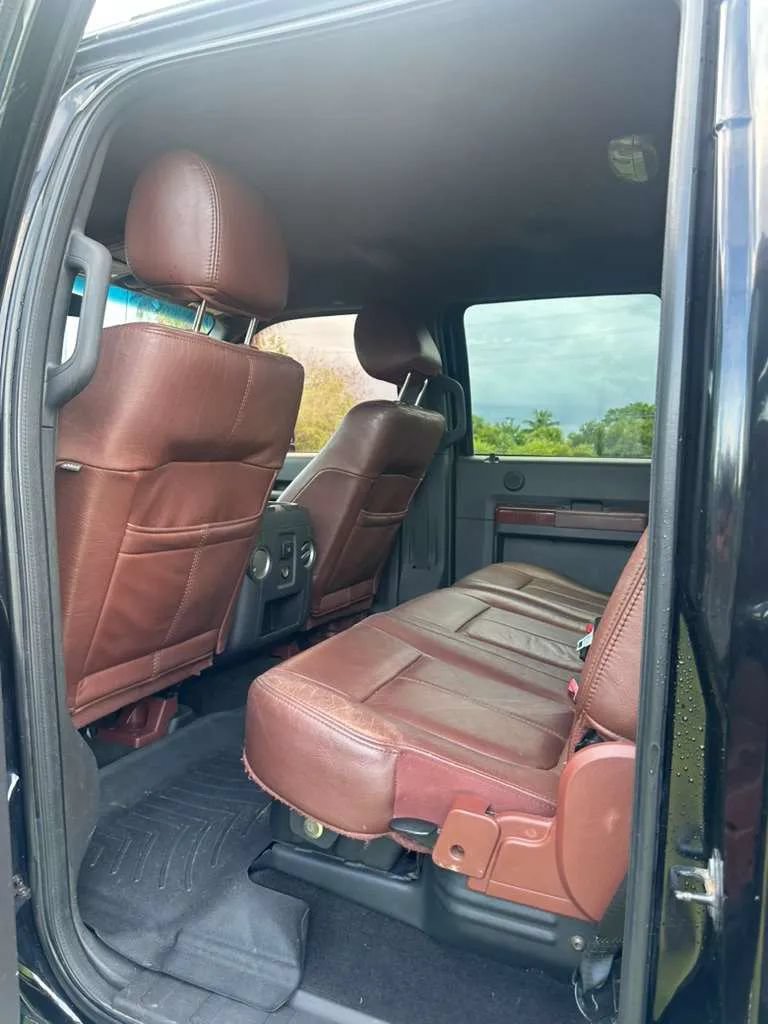 Used 2012 Ford F250 King Ranch w/ King Ranch w/Chrome Pkg AWD/4WD image 11