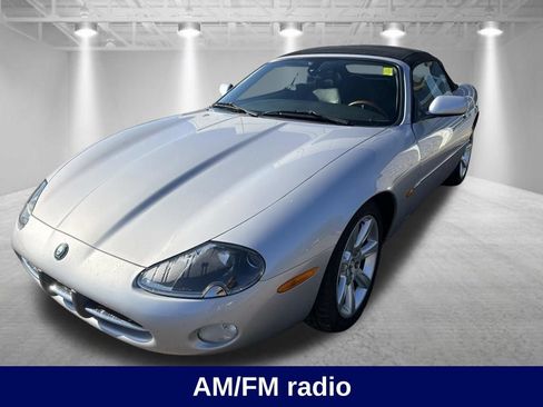Used 2003 Jaguar XK8 Convertible RWD image 3