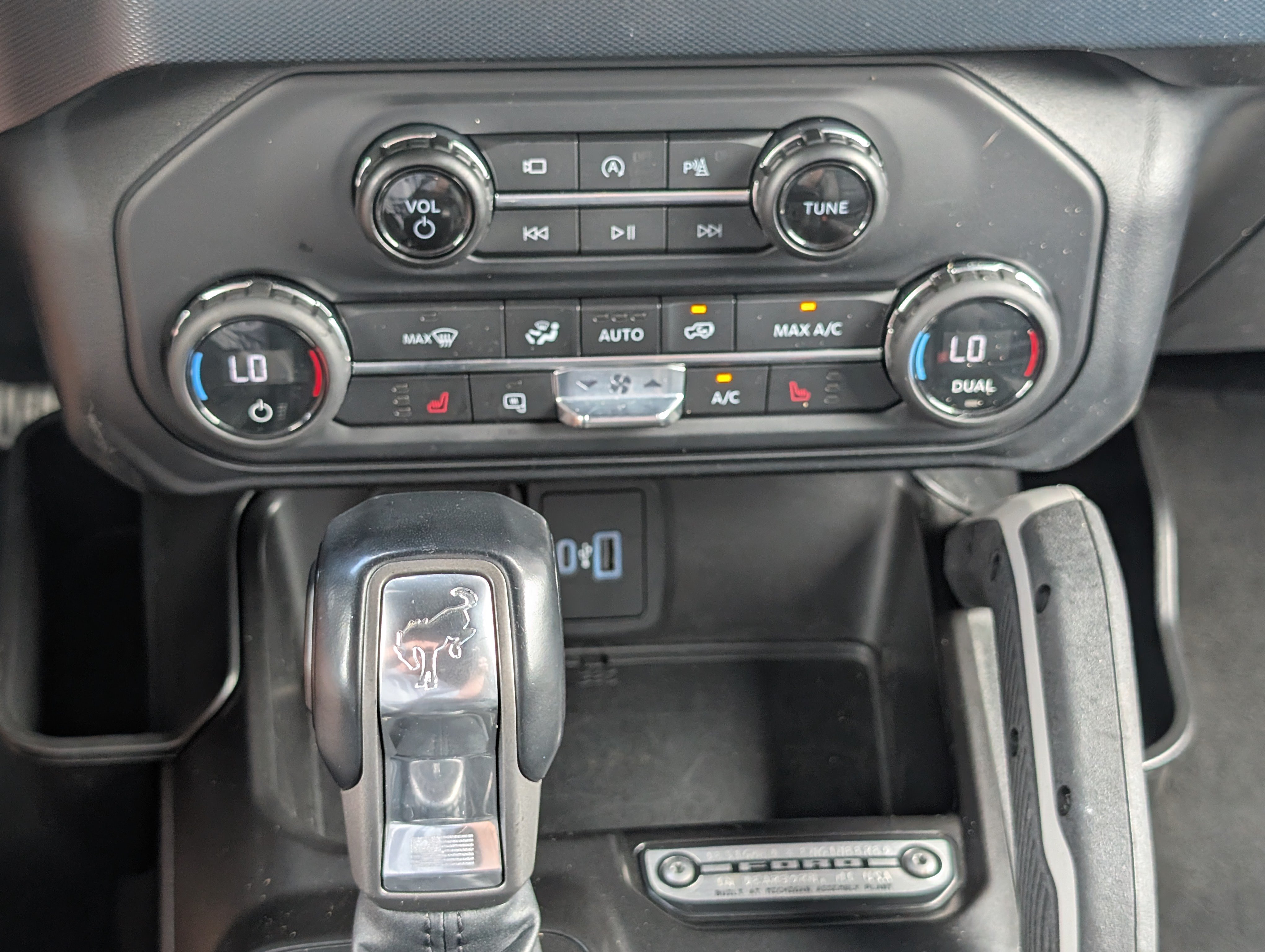 Certified 2021 Ford Bronco Outer Banks AWD/4WD image 29